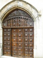 Porte rue d'Aigues